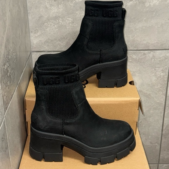 UGG | Shoes | Ugg Brooklyn Chelsea | Poshmark